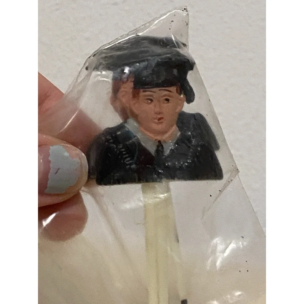 Vintage Graduation Cake Toppers For Party 4 Count